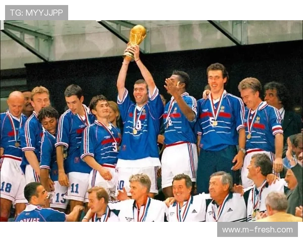 1998年法国世界杯冠军队阵容解析及其背后的辉煌历程 1998年法国世界杯冠军队阵容解析及其背后的辉煌历程